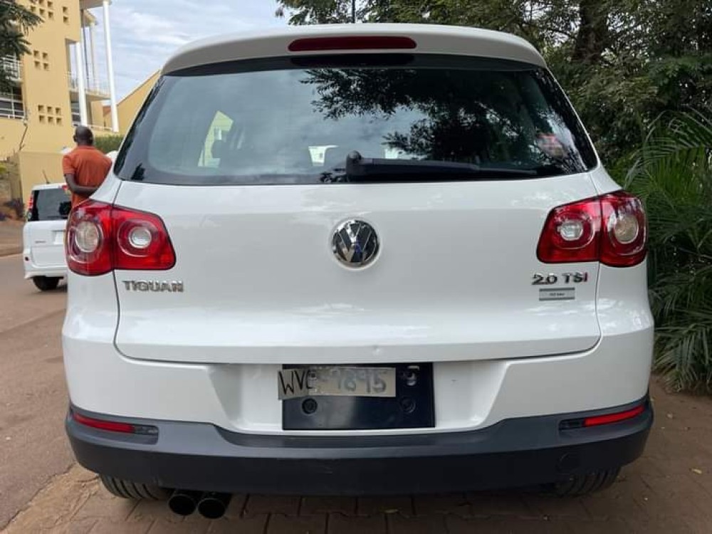 Volkswagen Tiguan UBK 2009 model